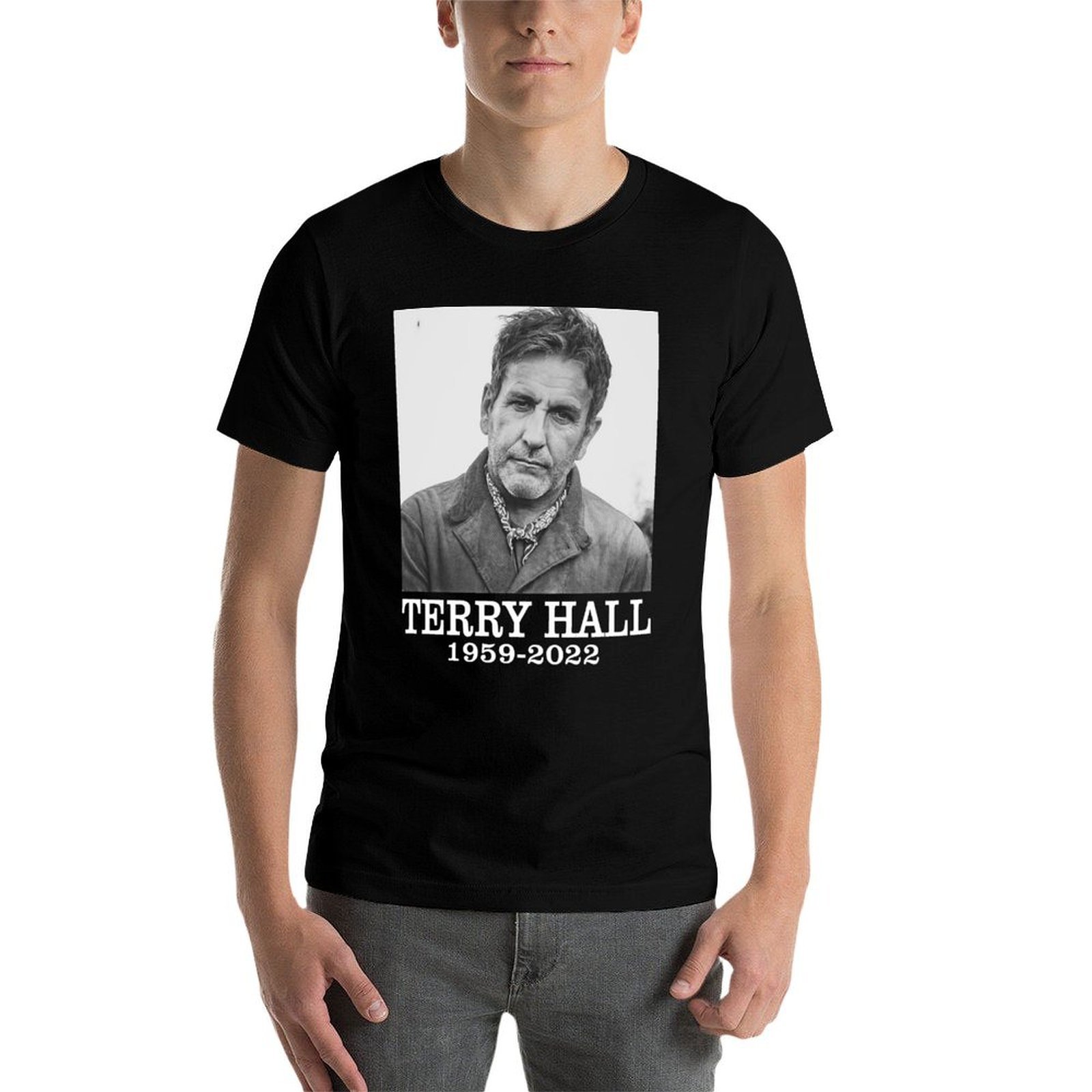 RIP TERRY HALL 1959-2022 T-Shi – Outdoor Sports Hall Bewertung und Preis